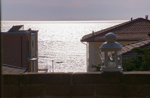 San Vincenzo House | Superb apartment located just 30 m from the sea, ideal for a family !