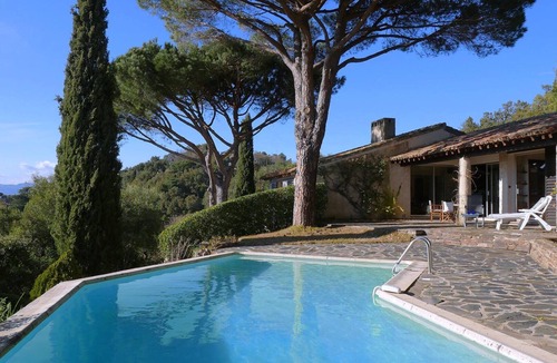 La Croix-Valmer Villa | Superb sea view, sleeps 10, St Tropez peninsula.