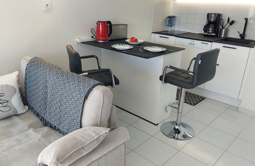 Frejus Port Apartment | Superb top floor apartment in a 4* spa complex right on the waterfront overlooking yacht harbour of Frejus,Alps and Mediterranean Sea. Garage, big pool and free WI-FI