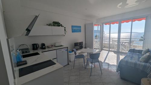 Juan-les-Pins Apartment | Superbe appartement vue mer panoramique