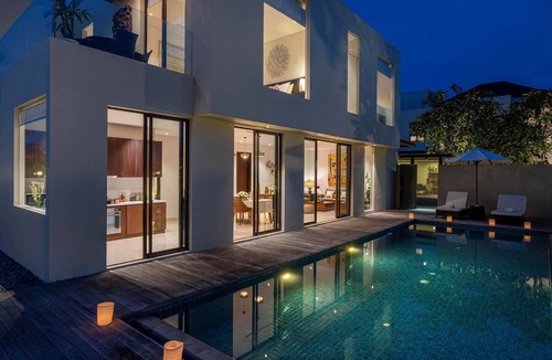 Ketewel Villa | Svarga 3 Bedrooms Brand New Stylish Villa With Private Pool, Lawn, Gazebo