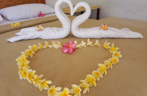 Pejarakan Hotel | Taman Menjangan homestay by SnorkelingMenjangan
