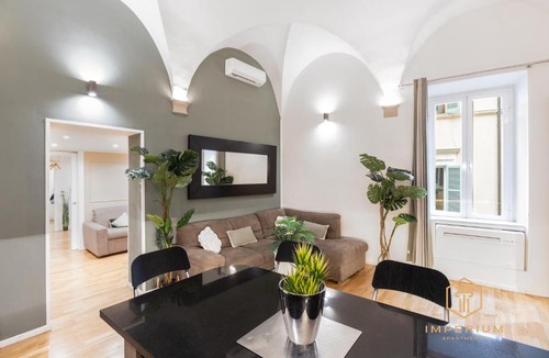 Rione V Ponte Apartment | Teatro Pace Palace - Historic Center, luxury apartment, 3 bdr, A-C