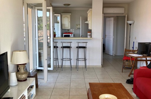 Plaine de la Brague Apartment | Terrace, pool, air conditioning, sea view, near beach, sleeps 4, Antibes