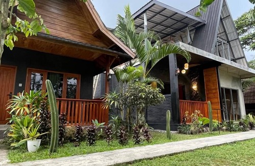 Tetebatu Ski Chalet | Tetebatu Valley Bungalows