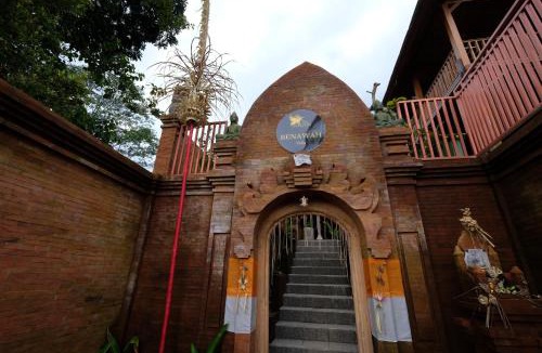 Petak House | The BENAWAH Villa