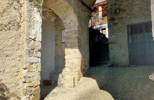 Licciana Nardi House | The Bishop's House