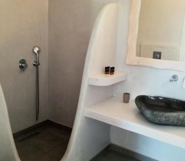 Megalochori Apartment | The Cliff Reflections - Adults Only