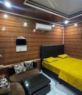Sagalaherang Villa | The Cluster Romantic Family Room