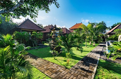 Mushroom Bay Villa | The Cozy Twin and Double (En-Suite)