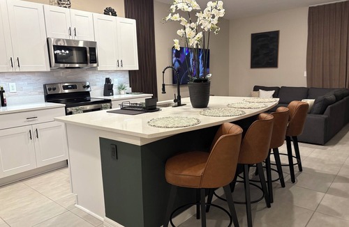 Poinciana House | The Florida Escape