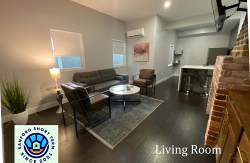 Sanford Apartment | The Front Porch