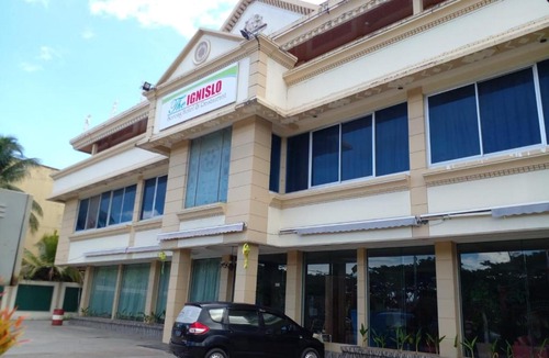Sorong Hotel | THE IGNISLO HOTEL SORONG