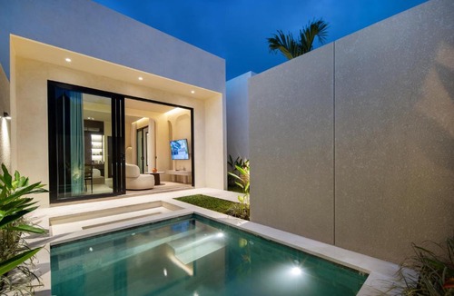 Seminyak Villa | The Lario Collection - A Wellness Resort