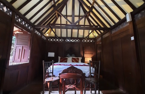 Lembang Resort | The Lodge Maribaya
