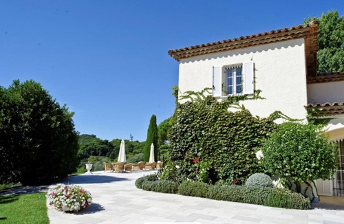 Villefranche-sur-Mer House | The Magnific and Unique Villa in Eze