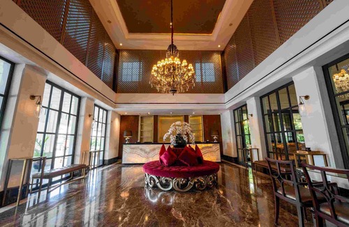 Bogor Tengah Hotel | The Mirah Hotel Bogor