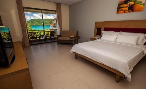 Salahutu Resort | The Natsepa Resort and Conference Center