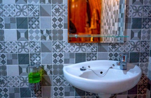 Sampalan House | The Peace Arta Bungalow