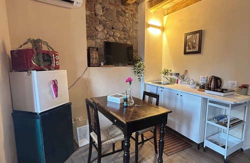 Cola Apartment | The room in the ancient village