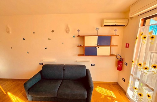 Marina di Pisa Apartment | The Sunflower by the Sea - Marina di Pisa