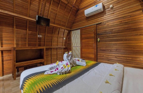 Penida Island Bed & Breakfast | The Sweet Corn Bungalow Nusa Penida