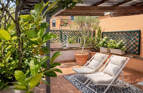 Gianicolense Apartment | The Trastevere Rooftop Suite Skyline by RHR
