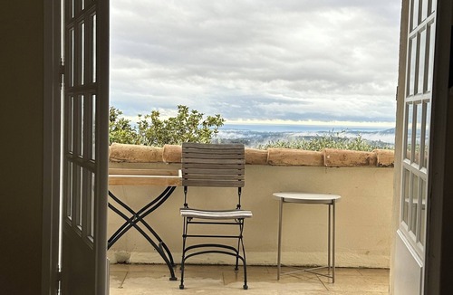 Tourrettes-sur-Loup Villa | The Well House — Charming 4-bedroom villa with AC, WiFi in Tourrettes-sur-Loup