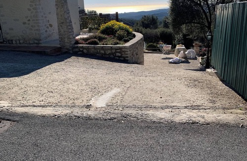 Tourrettes-sur-Loup Villa | The Well House — Charming 4-bedroom villa with AC, WiFi in Tourrettes-sur-Loup
