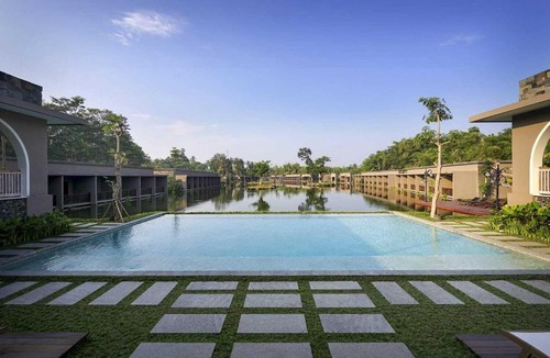 Sleman Hotel | The Westlake Hotel & Resort Yogyakarta