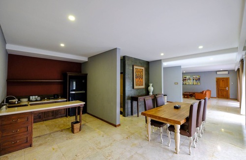Sleman Hotel | The Westlake Hotel & Resort Yogyakarta