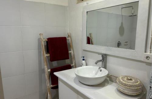 Dalung Apartment | The White House Seminyak