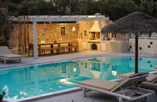 Agia Paraskevi House | Theros Houses Santorini
