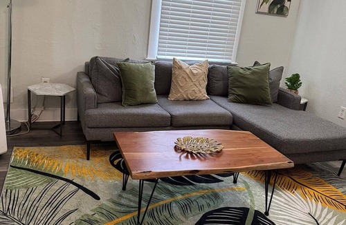 Lake Eola Heights Apartment | Thornton park paradise 1 bedroom Lake Eola