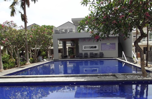 Baturetno House | Three Bedrooms House with a Pool