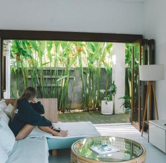 Medewi Bed & Breakfast | Three Palms Surf & Stay Medewi