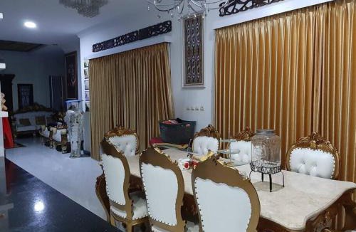 Depok Villa | TITE homestay. Staycation feels @home