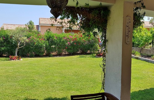 La Croix des Gardes Villa | To discover Villa Cannes 8 people. Close to beaches & center. Wireless. 2 swimming pools