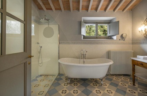 San Donato in Collina Hotel | Torre a Cona Wine Estate