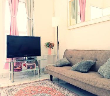 Sukaraja House | Townhouse MisNov good escape from Jakarta