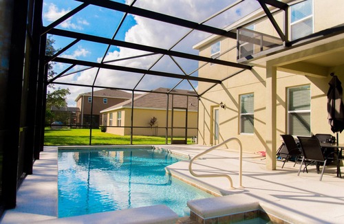 Trafalgar Village House | Trafalgar Resort community pool and Gym, private pool!