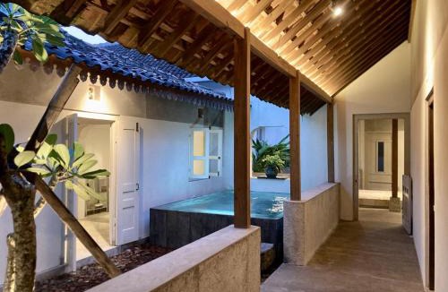 Klaten House | Trah Tetirah Village Villa