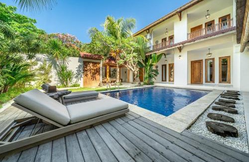 Kuta Villa | Tuluscoliving Villa Legian 4 Bedrooms and 4 Bathroom