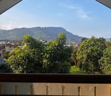 Lembang Villa | Tumaninah Villa