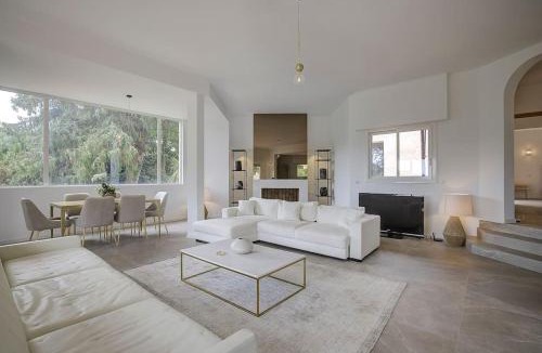 Vallauris Villa | Twin Luxurious Villas 8 BR Pool in Vallauris