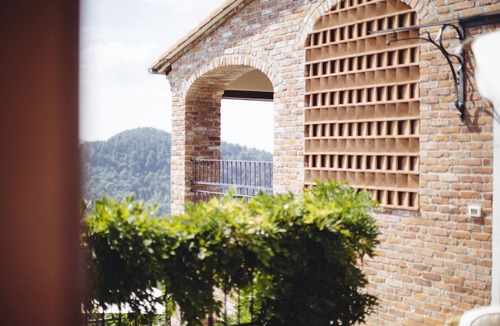 Fosdinovo Apartment | Two-room apartment in farmhouse surrounded by greenery and a few kilometers from the sea