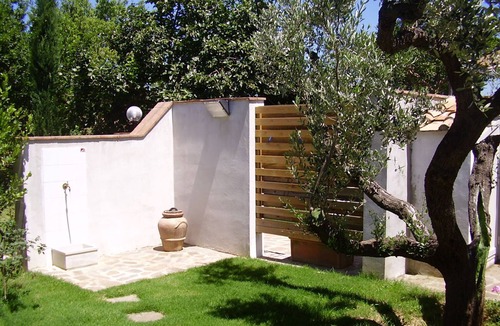 Collemezzano Apartment | Two-room apartment in the countryside 4 km from the sea