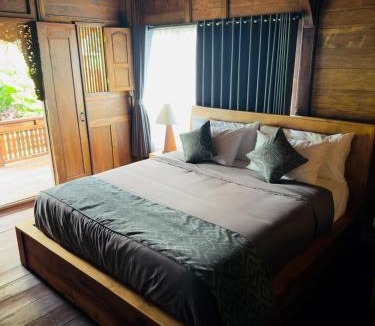 Pengosekan Villa | Ubud Taksu Private Villa 2