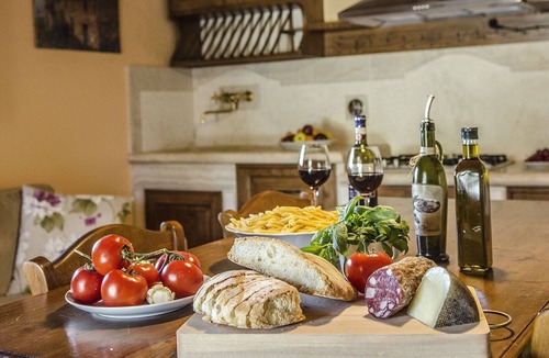 Monte Benichi Apartment | Under the Chianti Sun at Marioli