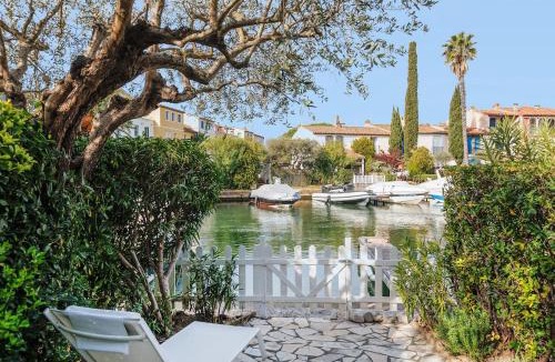 Port Grimaud Villa | Une Maison Un Ponton Plein D Options YourHostHelper